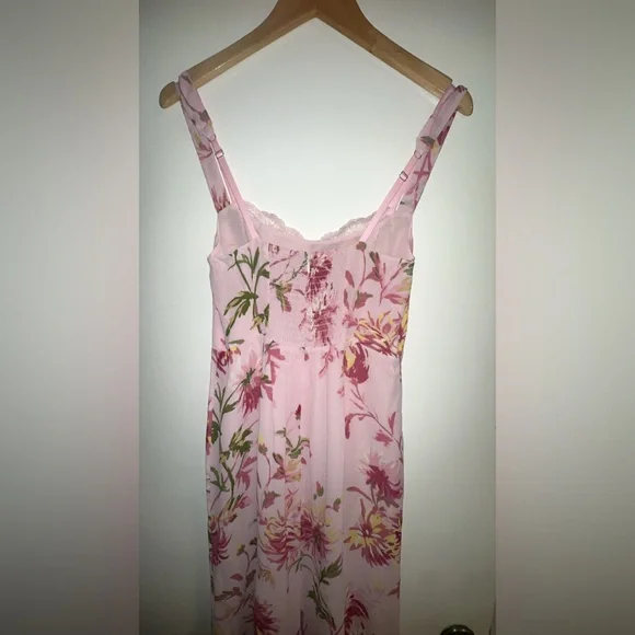 Reformation Petites Irisa Dress Pink Floral Midi Dress - Picture 7 of 9